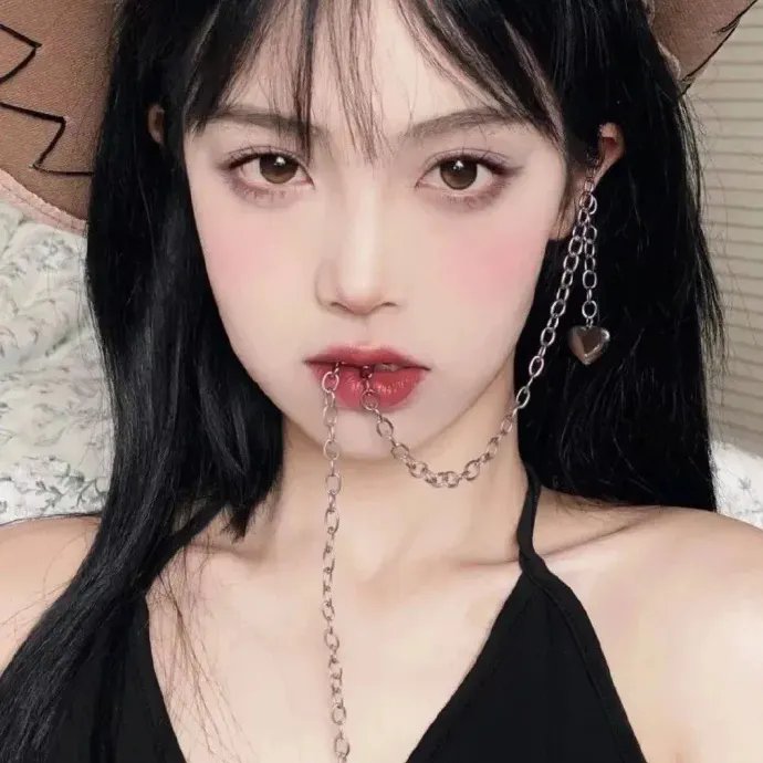 鸟姐妹的反差生活第一季